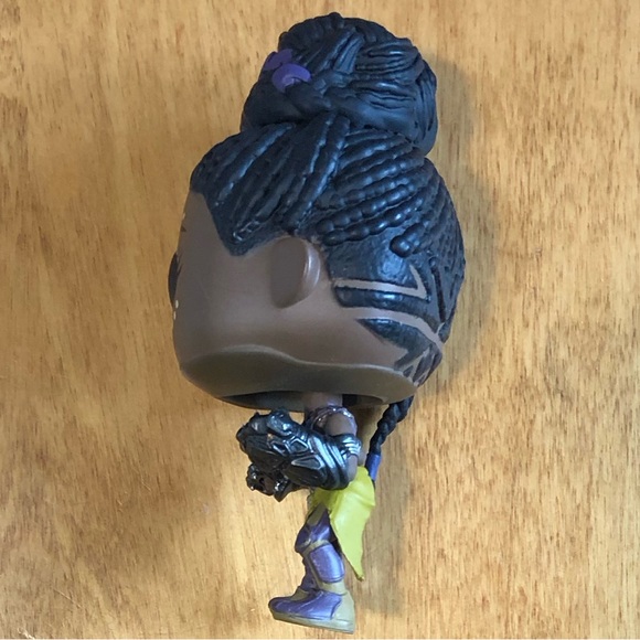 Funko Pop! Marvel Shuri #276 Black Panther Movie Bobblehead. - Picture 5 of 6